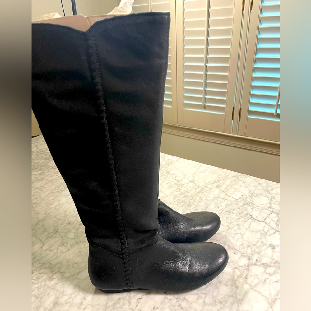 Born Leather Riding Boots Women’s Size 8.5 Color Black